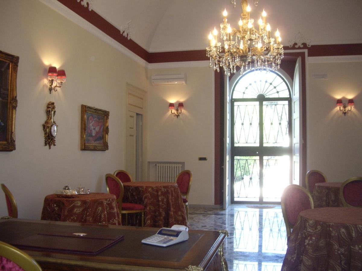 Executive L'Orangerie Bb Hotel Bari Exterior photo